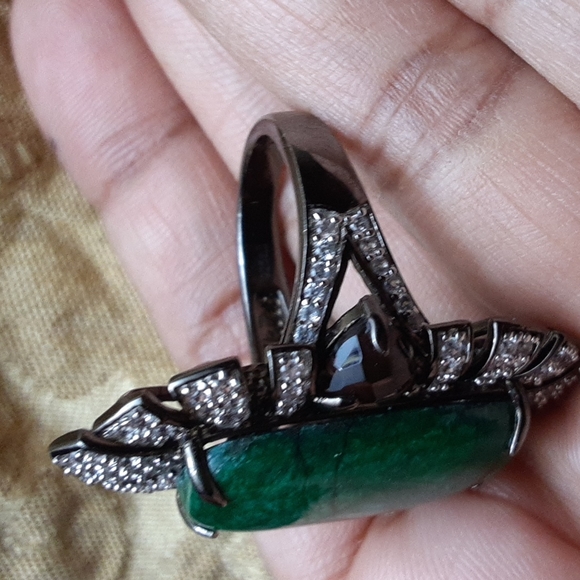 925 Green Corundum (Sapphire), White Zircons & Smoky Quartz. - Picture 8 of 15